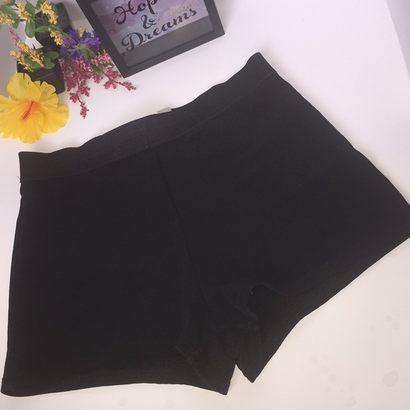Forever 21 Pants - 3/$10 Forever 21 High Waisted Spandex Shorts w/ Gold Zipper in back